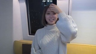 【壹屌探花】2800网约极品风骚御姐，配合度很高宛如情侣偷情啪啪，沙发掰穴角度专业